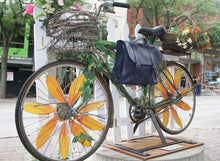 Load image into Gallery viewer, Baba - Pedal People