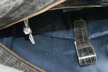 Load image into Gallery viewer, Tom - Pedal People